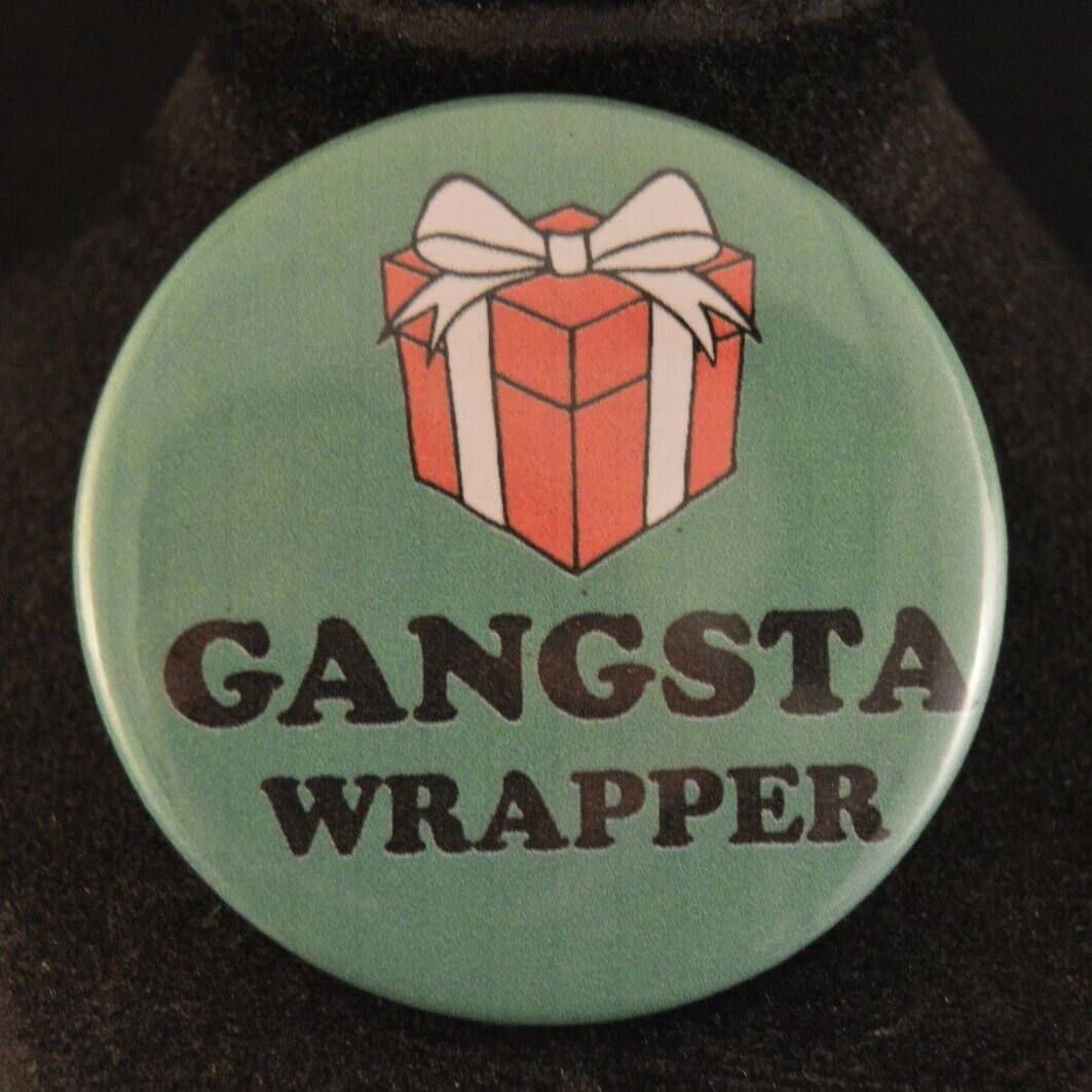 

Кнопочная булавка GANGSTA WRAPPER, новинка, Рождество, Большая Булавка