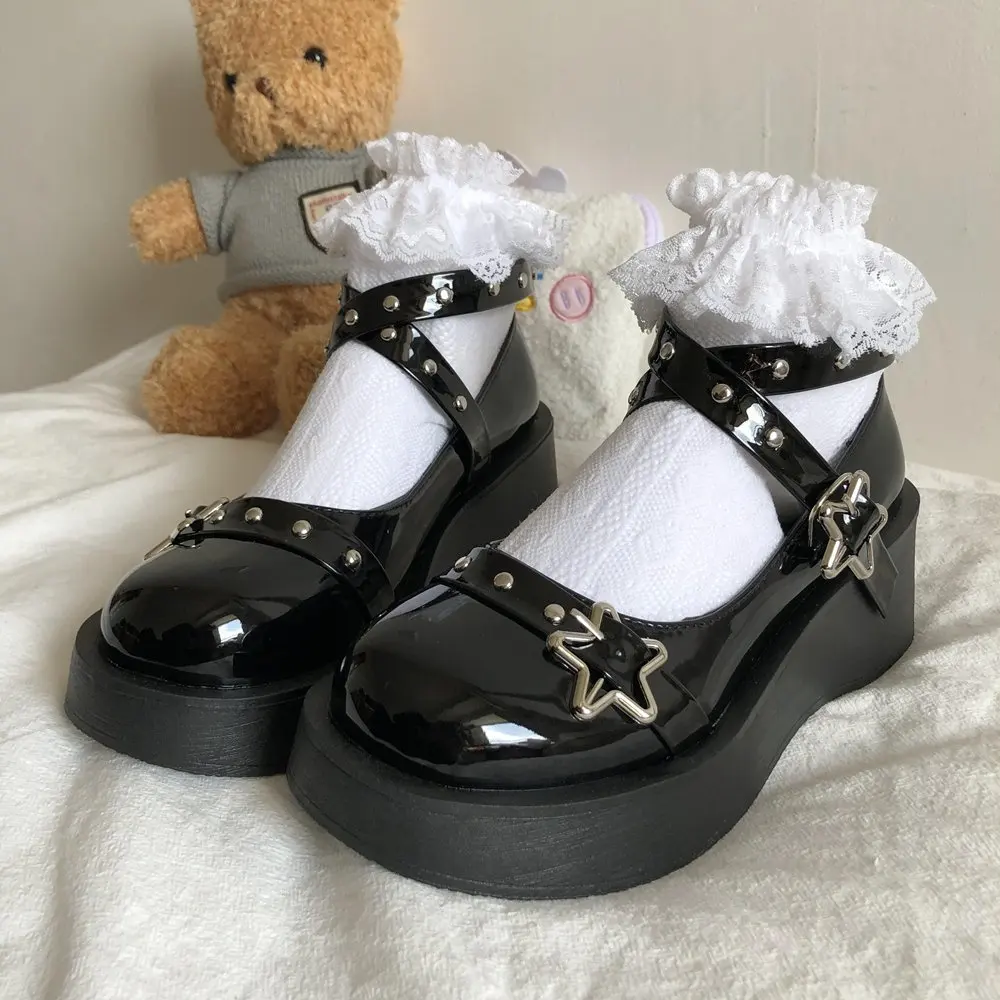

New Japanese Lolita Shoes Star Buckle Strap Mary Janes Women Cross-tied Platform Shoe Patent Leather Girls Rivet Casual Shoes