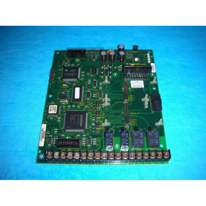 

Инвертор AB 1336F-MCB-SP2D б/у, 1 шт.