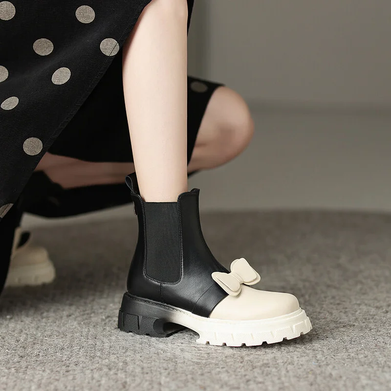 

Новинка 2022, осенние ботинки, черные градиентные ботинки на платформе, женские ботинки челси средней длины из искусственной кожи с бантом, мо...