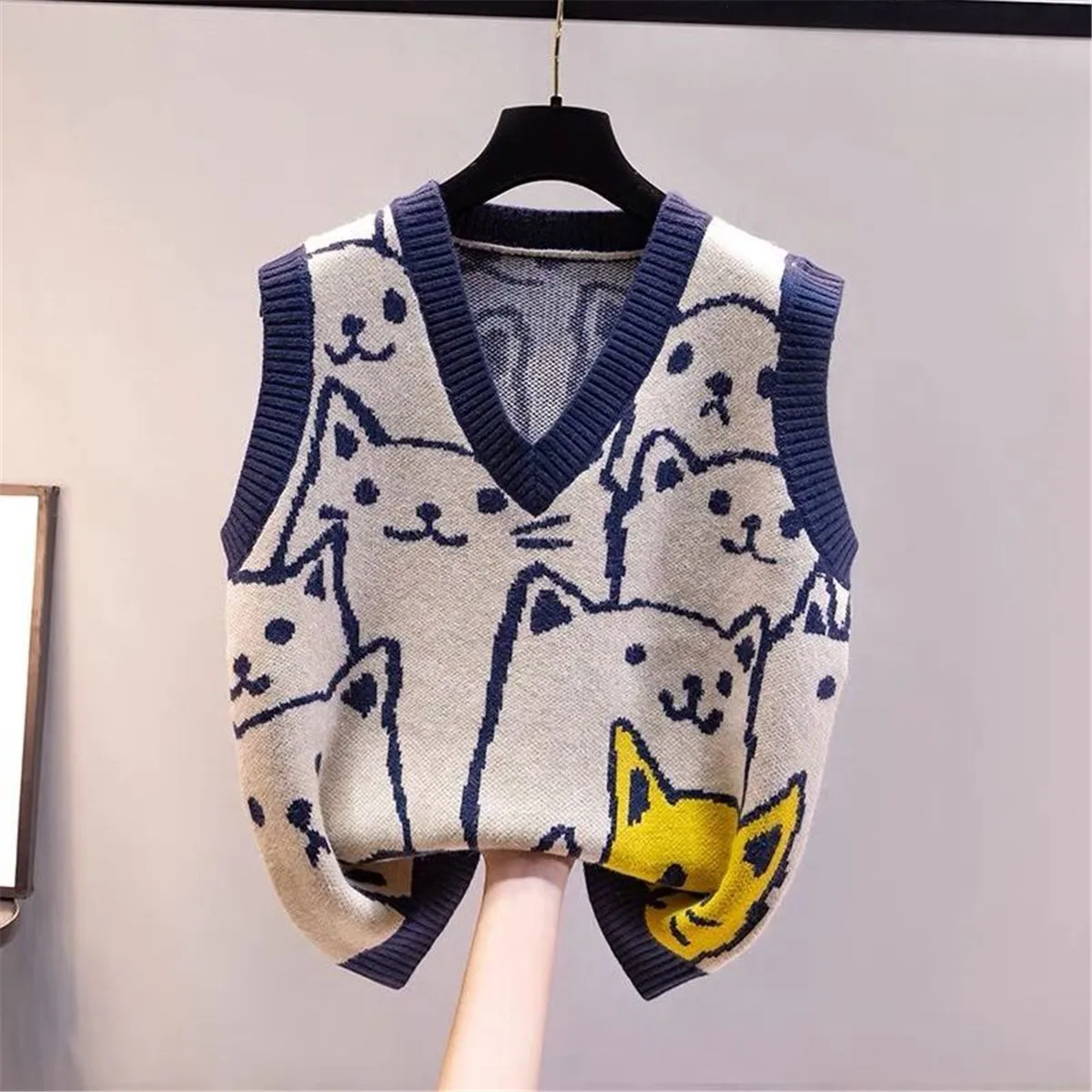 

Милый Винтажный свитер, Свободный вязаный пуловер в стиле панк, жилет с принтом медведя, Y2k, безрукавка большого размера, модные топы в стиле ...