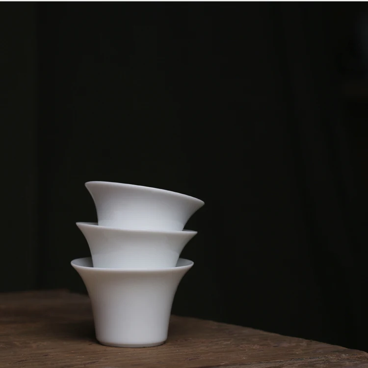 Классическая традиционная чайная чашка в старом хаочжоу