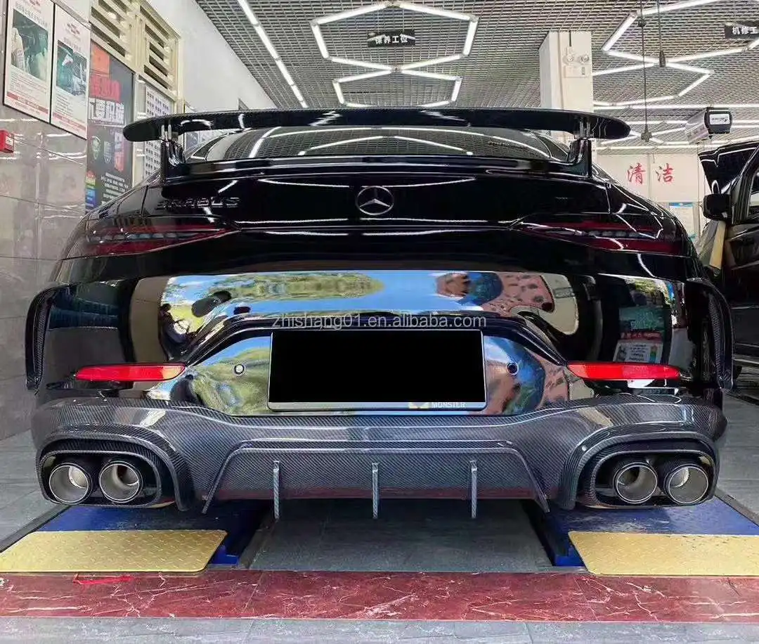 Высококачественный комплект кузова из сухого углеродного волокна для Mecedes-Benz AMG
