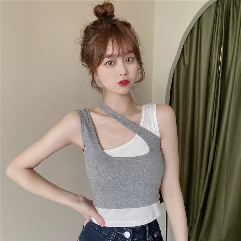 

Майка женская трикотажная из двух предметов с эффектом пуш-ап