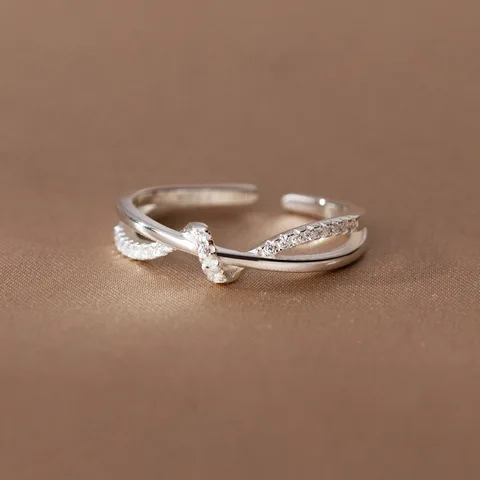 Серебряное кольцо с цирконом Argent 925