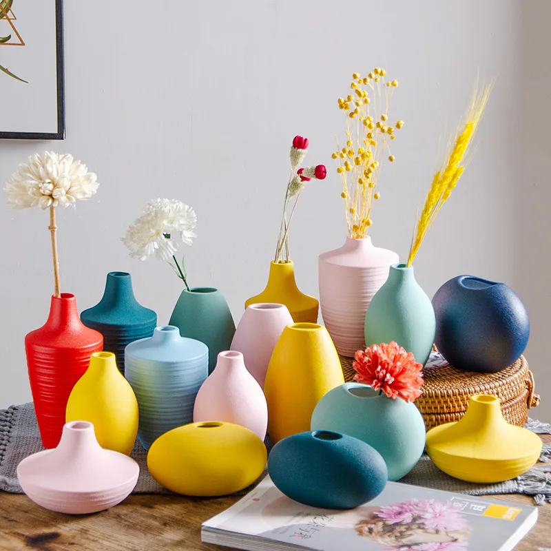 

Creative Ceramic Small Vase Simple Modern Home Decoration Round Flowers Vase