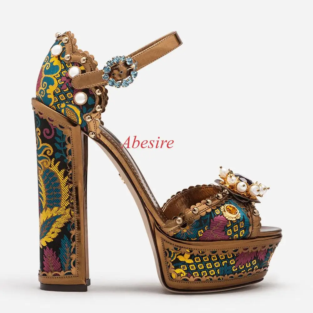 Винтажные сандалии стразы на платформе с открытым носком и пряжкой в стиле