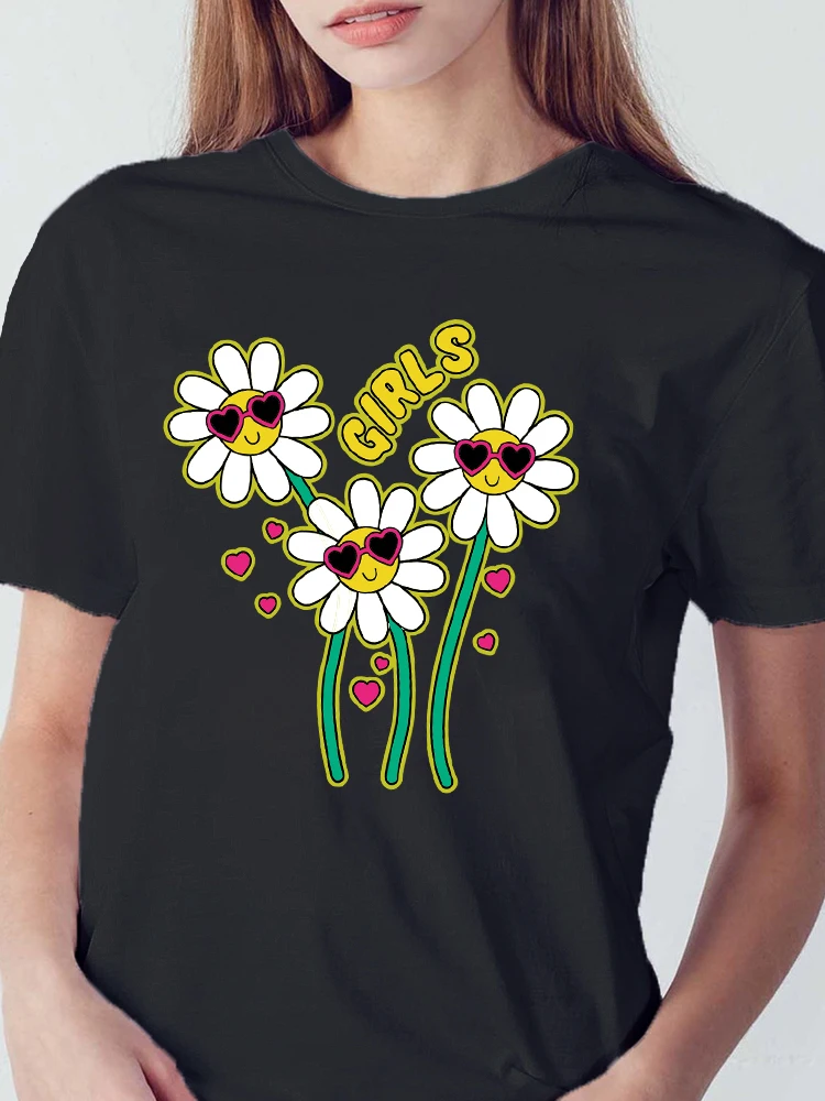 

2022 Women Flower T-shirt Girls Casual Harajuku Fashion Black Tshirt Print Loose O-neck Short Sleeve Summer New Ladies Tee Shirt