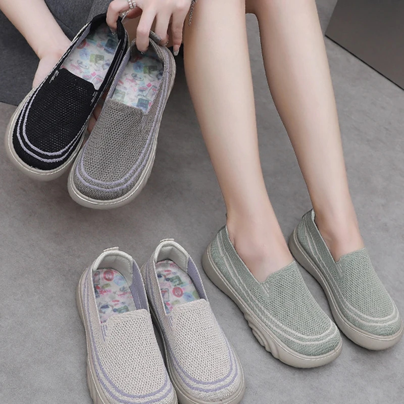 Женские слипоны на толстой подошве