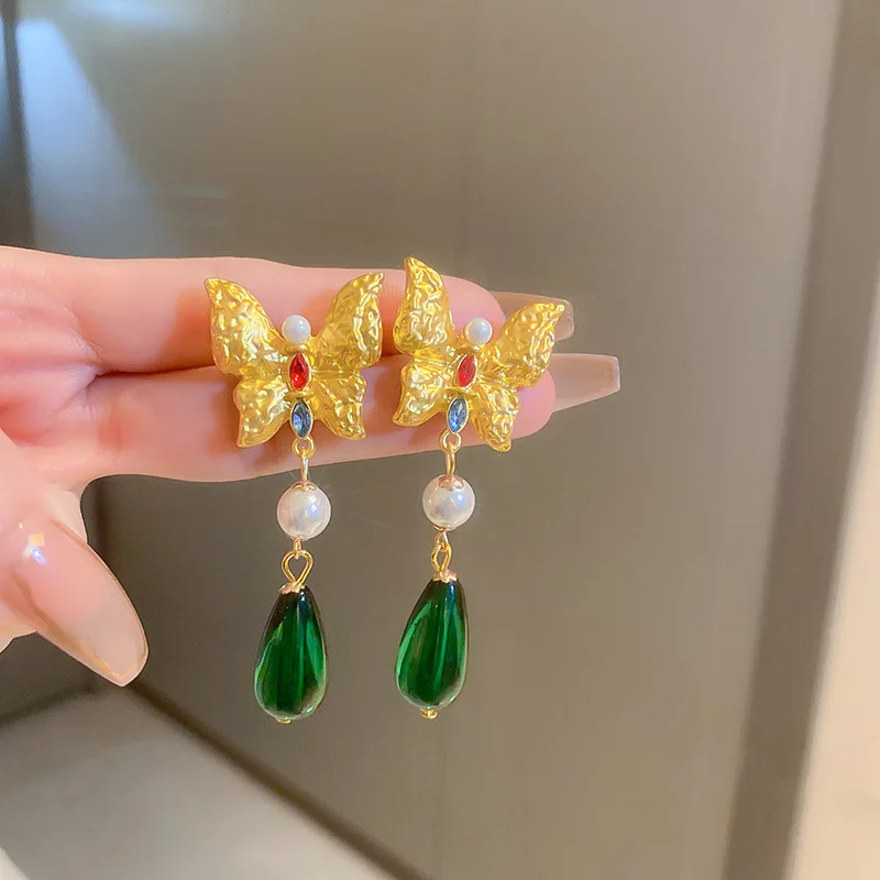 

Модные женские серьги-бабочки с искусственным жемчугом и кристаллами, Элегантные зеленые серьги в форме капли воды, украшения для вечерино...