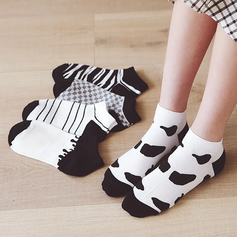 

5 Pairs of 5 Colors Spring and Summer New Cotton Ladies Zebra Milk Short Socks Black and White Style Stripes Cute Panda Color