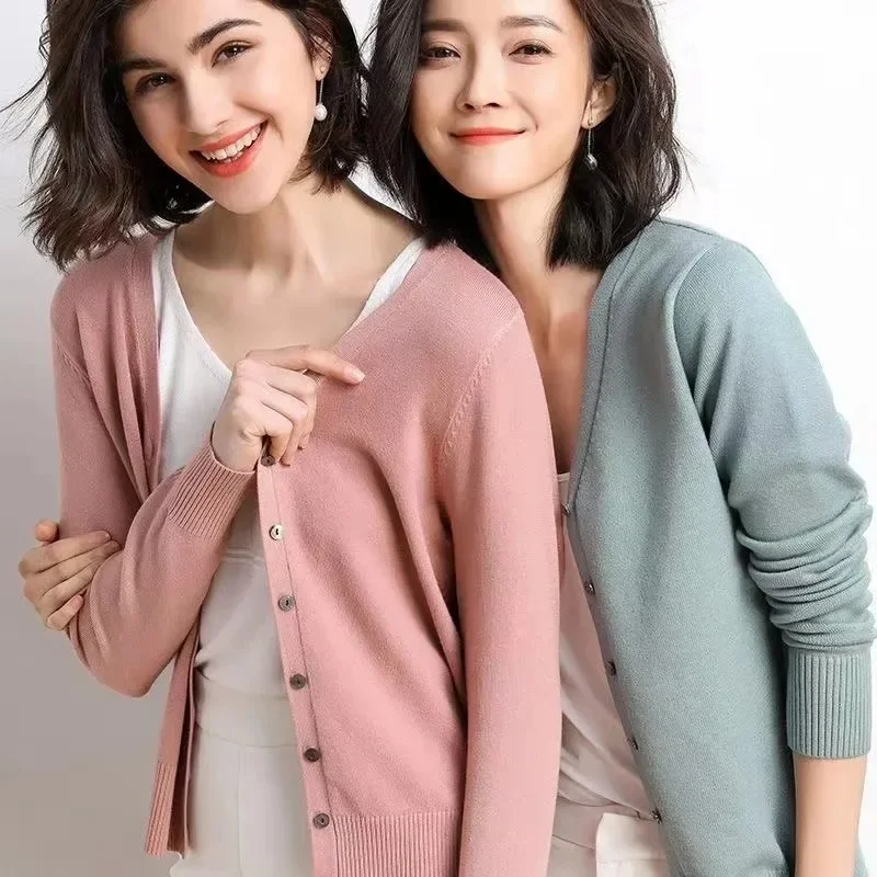 

Cardigans Women 2023 Autumn Single Breasted V-neck Knitted Sweater Fashion Short Knitwear Solid Blue Green Pink Women's Jumpers