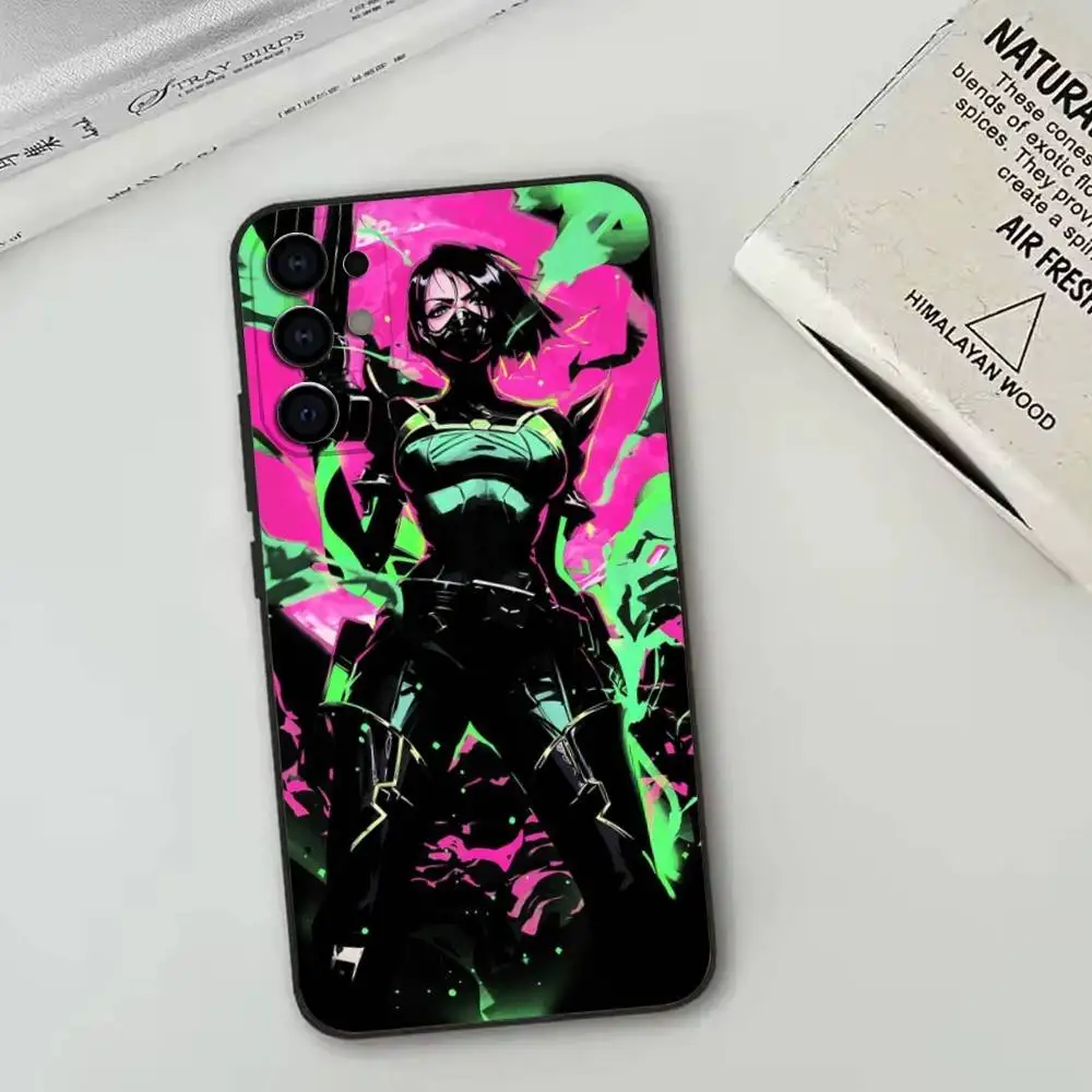 Фото Чехол для игрового телефона Jett, Reyna, Phoenix, Sage, Brimstone для Samsung S25, S24, S21, S22, S23, S30, Ultra, S20, Plus, FE, Lite, Note, 10, Black C №5