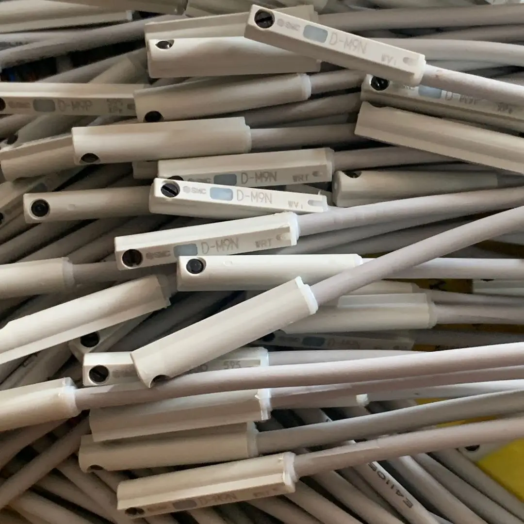 Автоматический переключатель Φ D-M9B