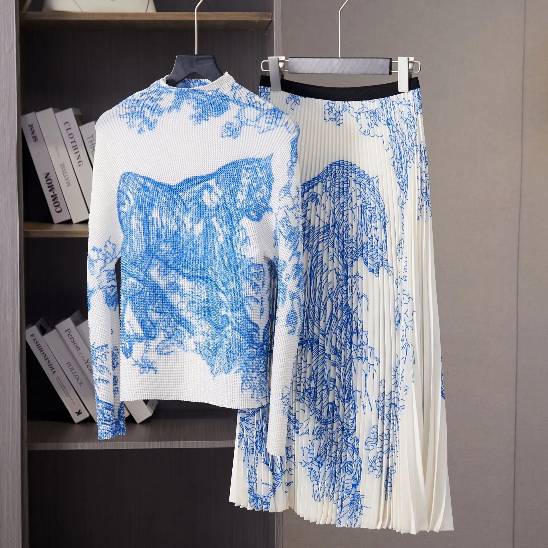 

Vintage Animal Print Stretched Pullover Tops + High Waist A-Line Pleated Midi Skirts Fashion Runway 2 Pcs Casual Outfits N7319