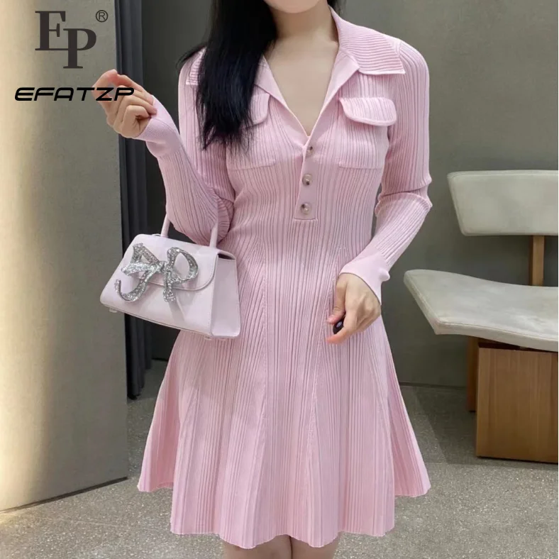 

EFATZP женское жемчужное весеннее платье 2023 Новое милое розовое Облегающее вязаное повседневное мини-платье с лацканами