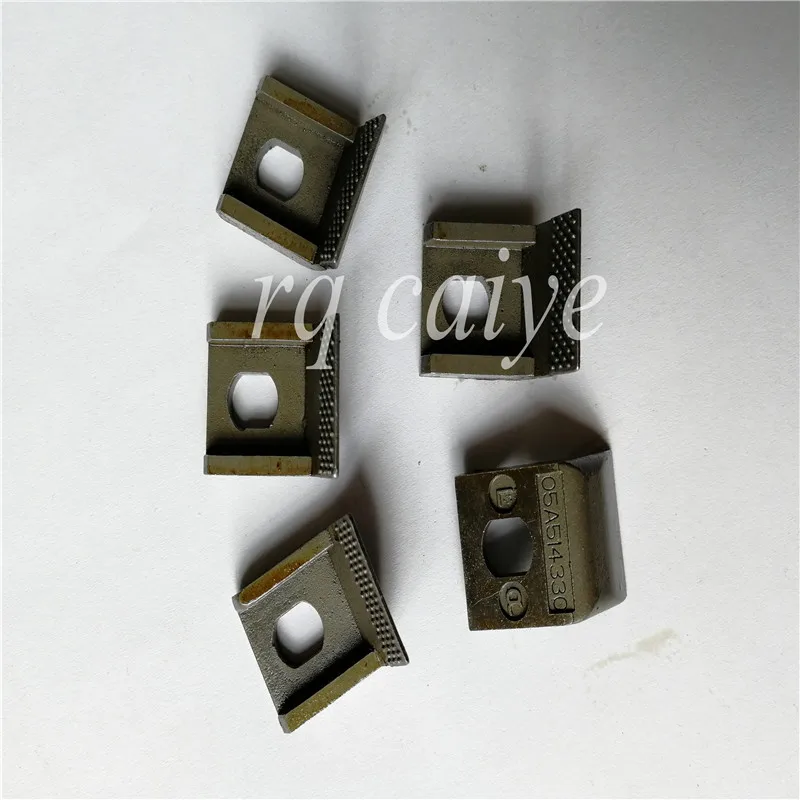 Захватная накладка Roland 600 05А 514330 105A5143