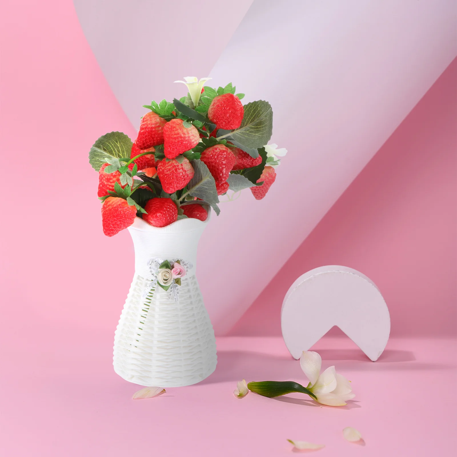 

Strawberry Artificial Fake Fruit Strawberries Decor Faux Flower Branch Picks Bouquet Branches Decorations Lifelike Party Stem