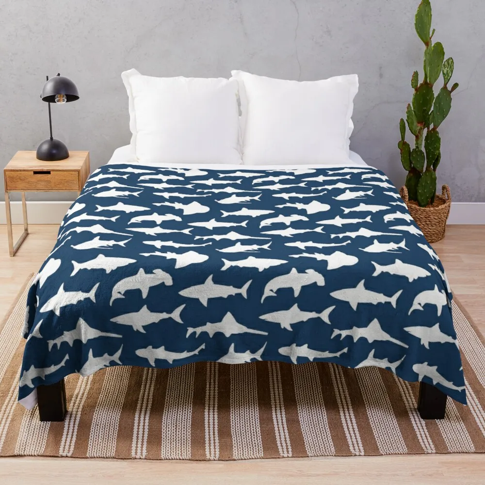 

Одеяло Shark on Navy Blue, декоративное мягкое большое покрывало из пуха