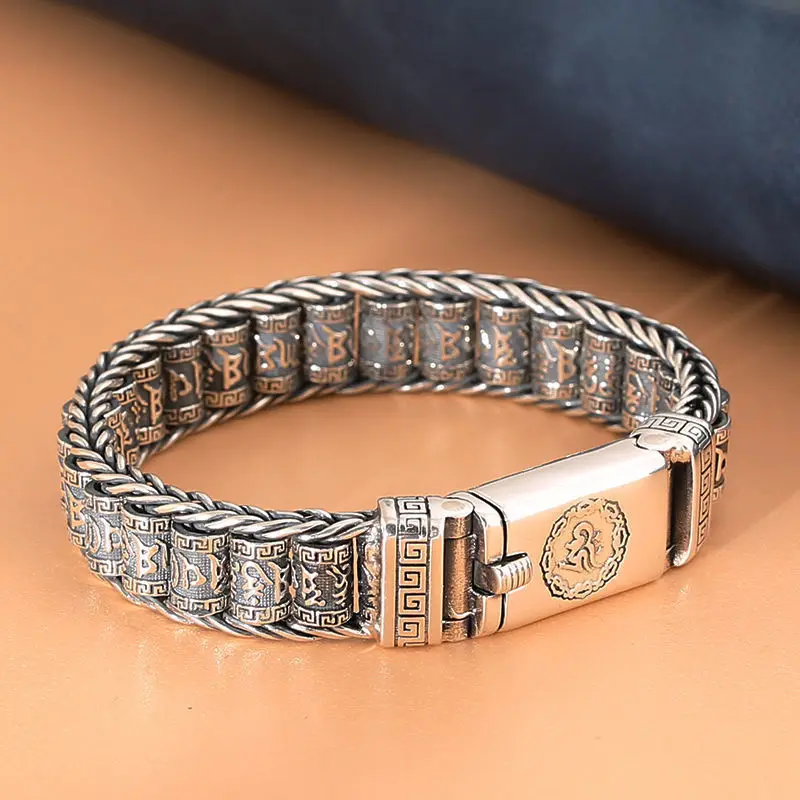 

Handmade Creative Lucky Buddhist Scripture Bracelets Men Turn Beads Retro Six-character Mantra Personalized Accessories