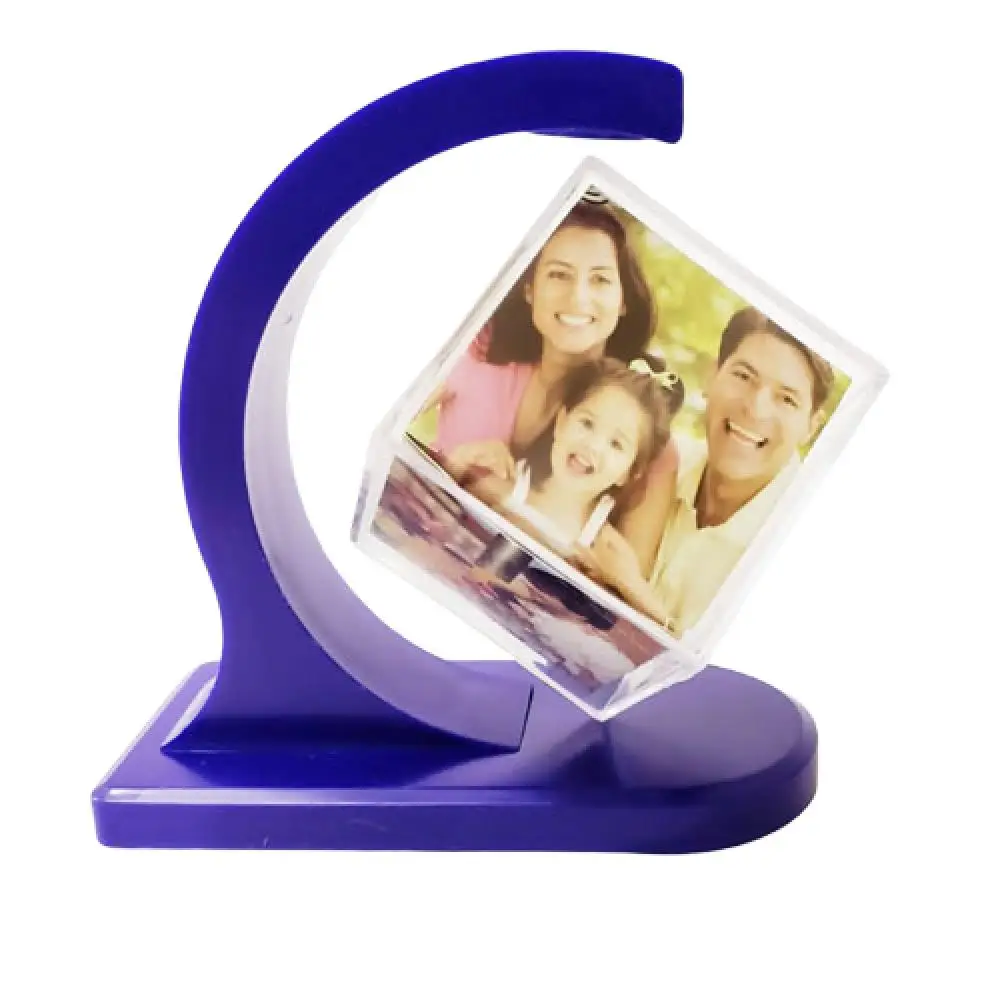 

Вертикальный магнитный декоративный подарок