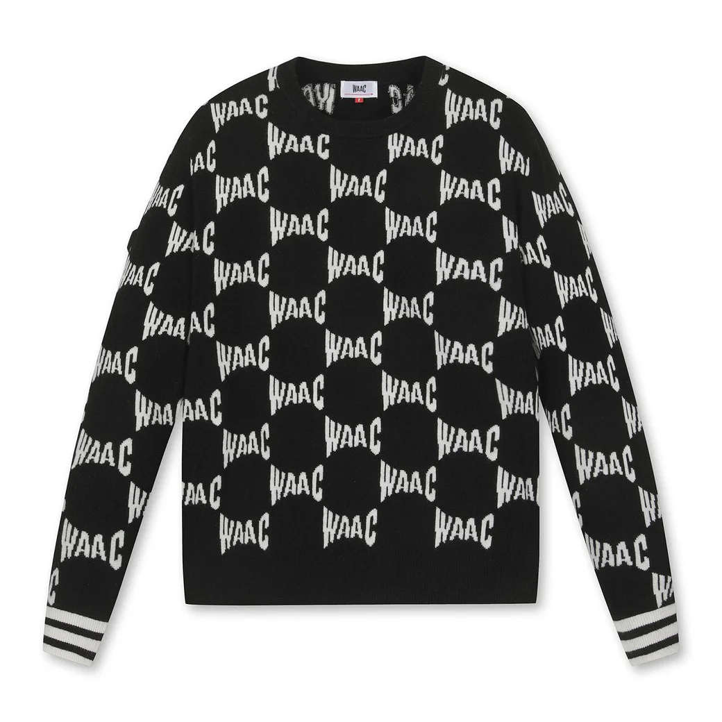 Женский вязаный свитер