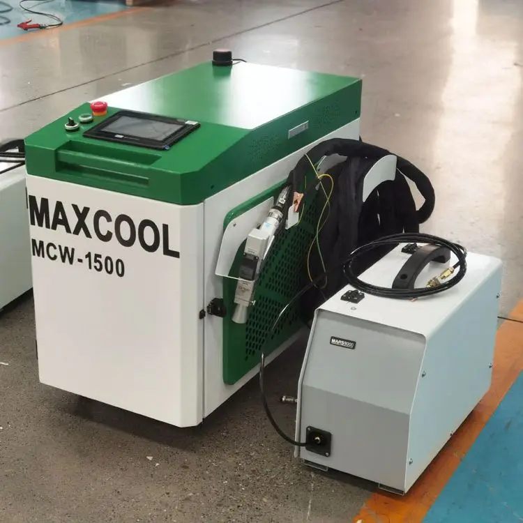 

1000W 1500W 2000W 3 In 1 Handheld Portable Fiber Laser Welding Cleaning Cutting Machine For Sale