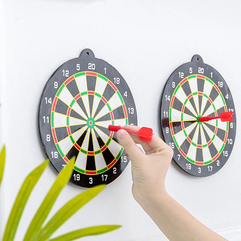 

1 Set Dart Board & Darts Game Set Perfect For Man Game Room Kids Decoration Magnetic Dart Board Darts Safety Dart Game Board