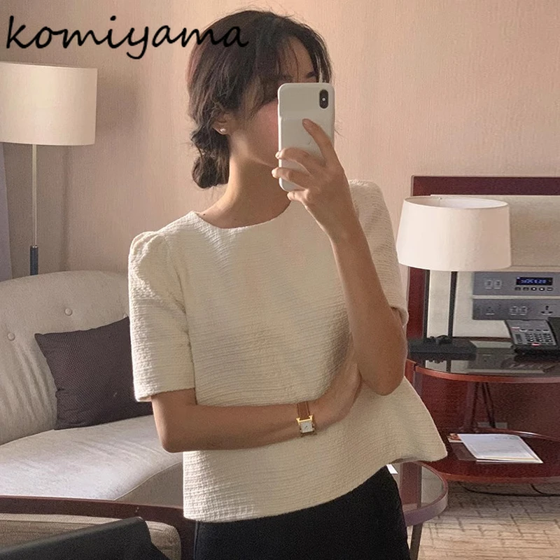 Женская блузка в стиле пэчворк с коротким рукавом и буффами