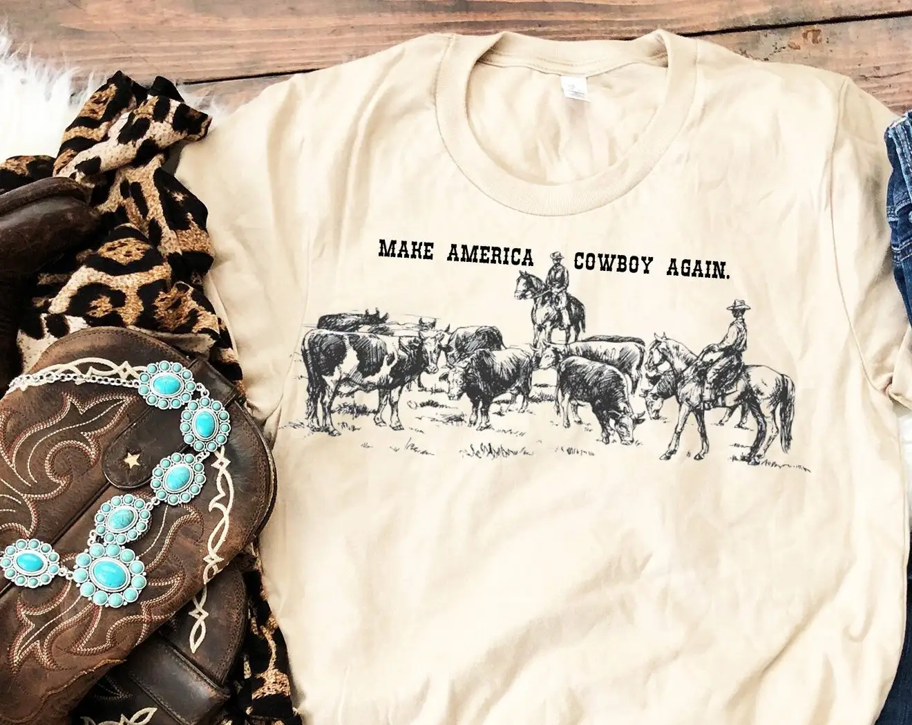 

Женская футболка с надписью «День независимости Америки»