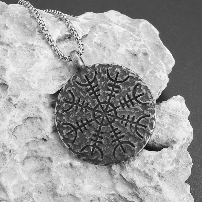

Vintage Viking Style Compass Pendant Necklace Men Women Viking Jewelry Fashion Statement Slavic Necklace Gifts for Men