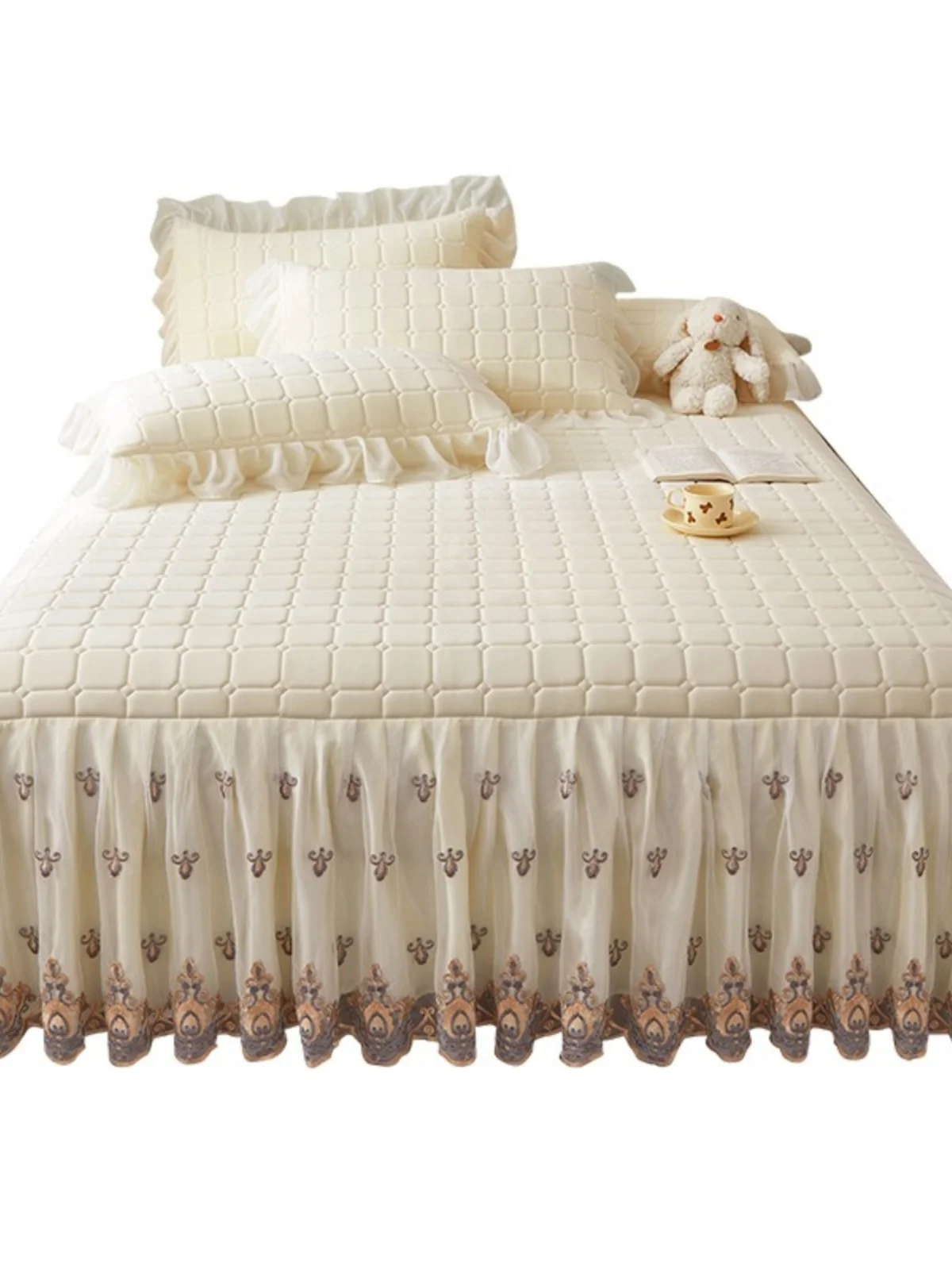 Summer High end Thickened Latex Mat Three-Piece Bed Skirt Single Soft Ice Silk Air Conditioning