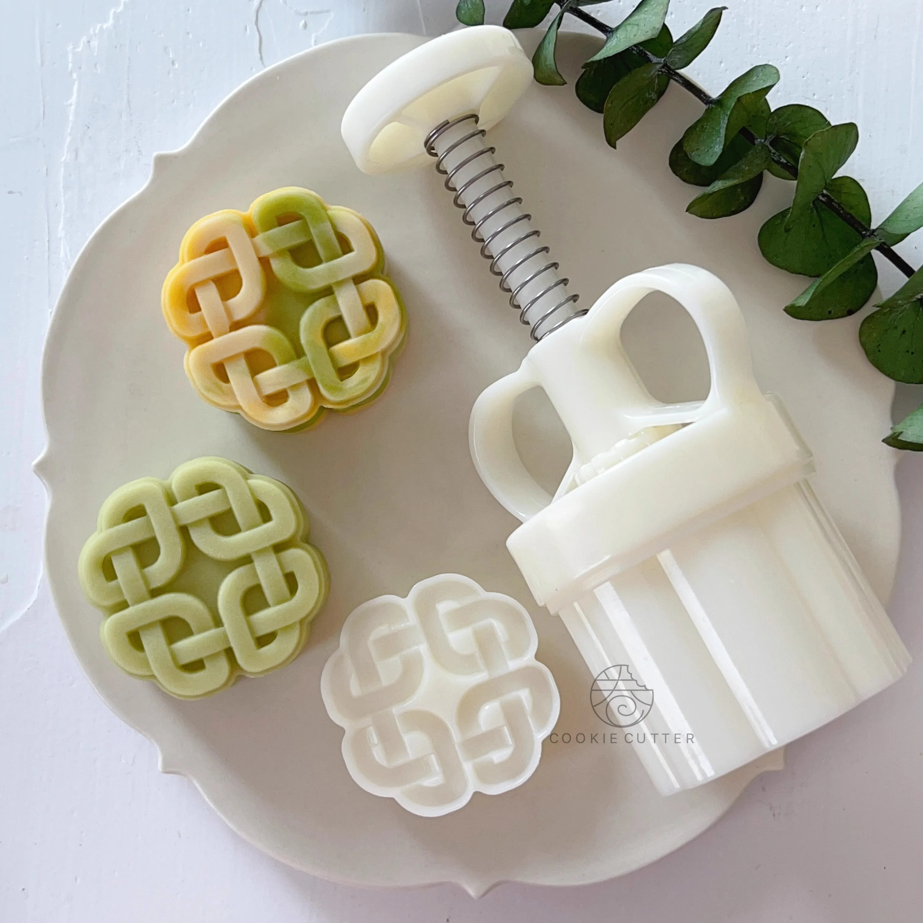 

20-30g Chinese Style National Style Lucky knot Mooncake Mold Spring Mung Bean Pastry Cake Mold ABS Plastic Decorative Tool
