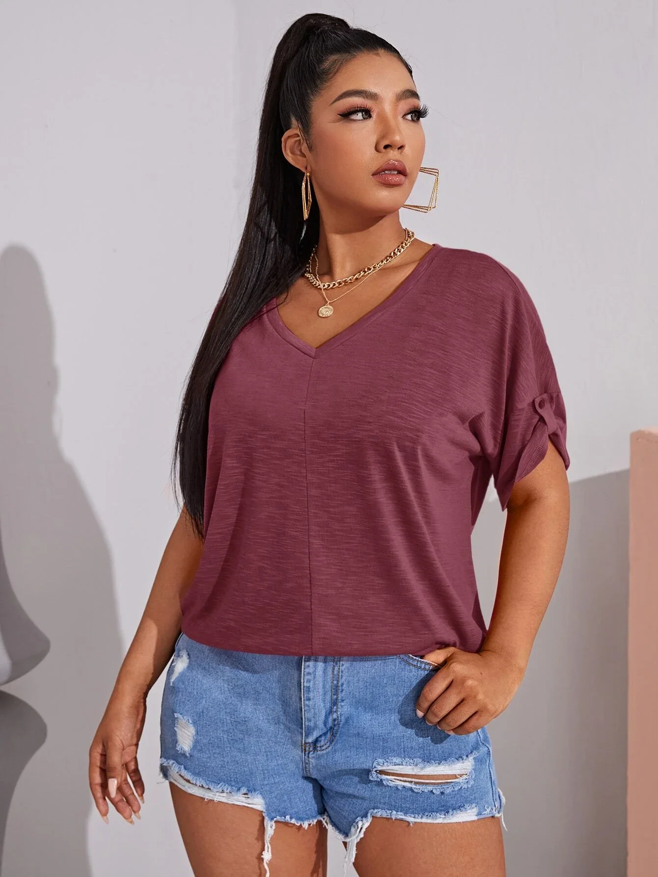 

Plus Rolled Tab Sleeve Tee