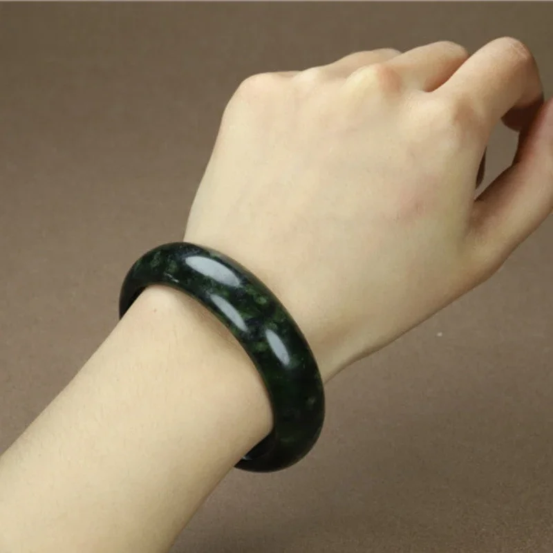 Браслет медицинский из тибетского нефрита темно-зеленый