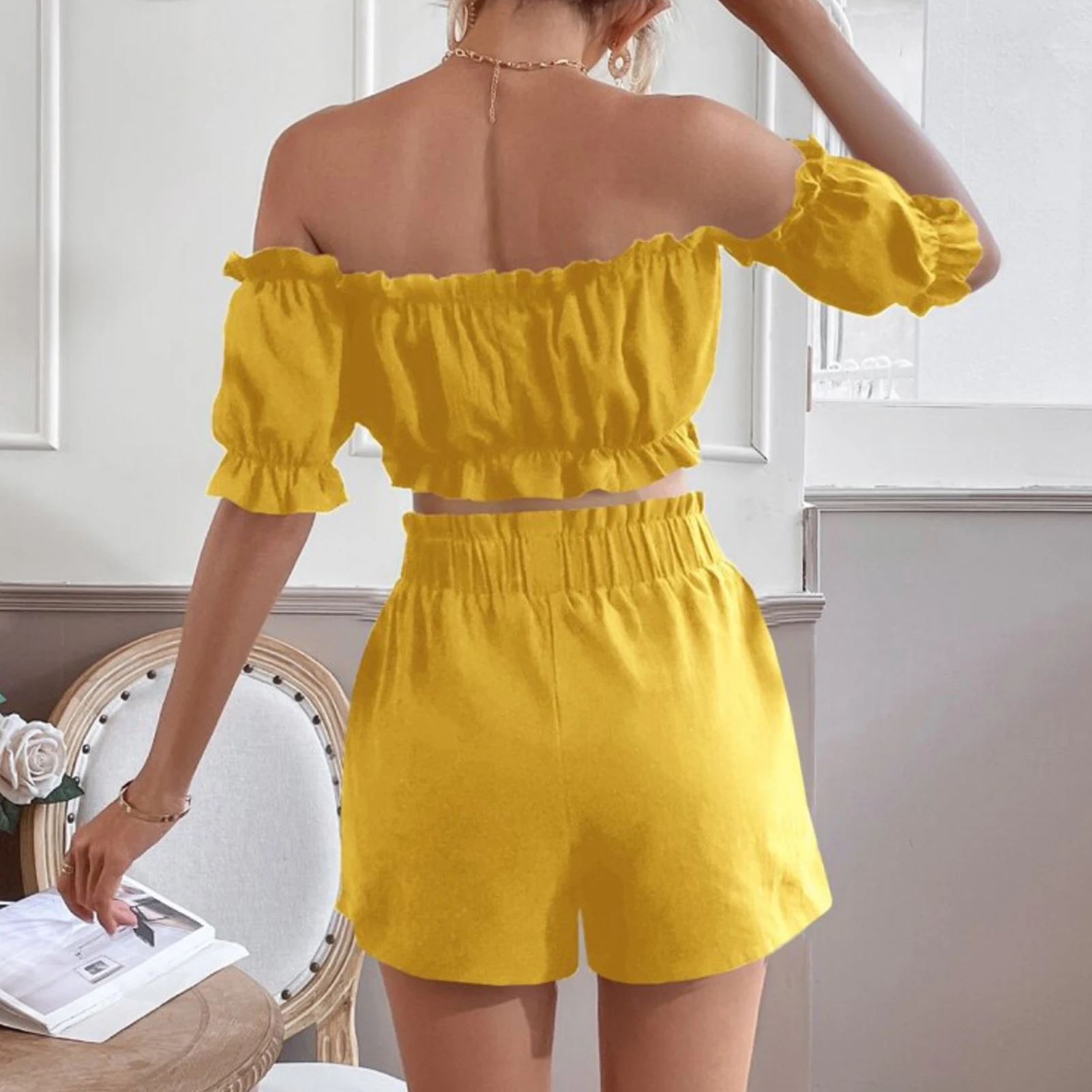 

Women Short Sleeve Top+Shorts Off-Shoulder Ruffled Blouse Top Shorts Set Pleated 2pcs Casual Summer Fashion Female Shorts Suit