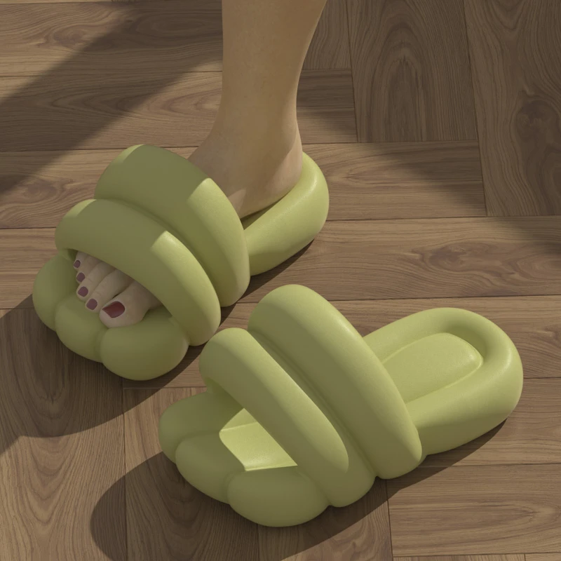 Thick-soled Ultra-slippers Women's Summer Fashion Outside Wearing Shit 2023 Feeling Outdoor Thick-soled Sandals Indoor Sandals