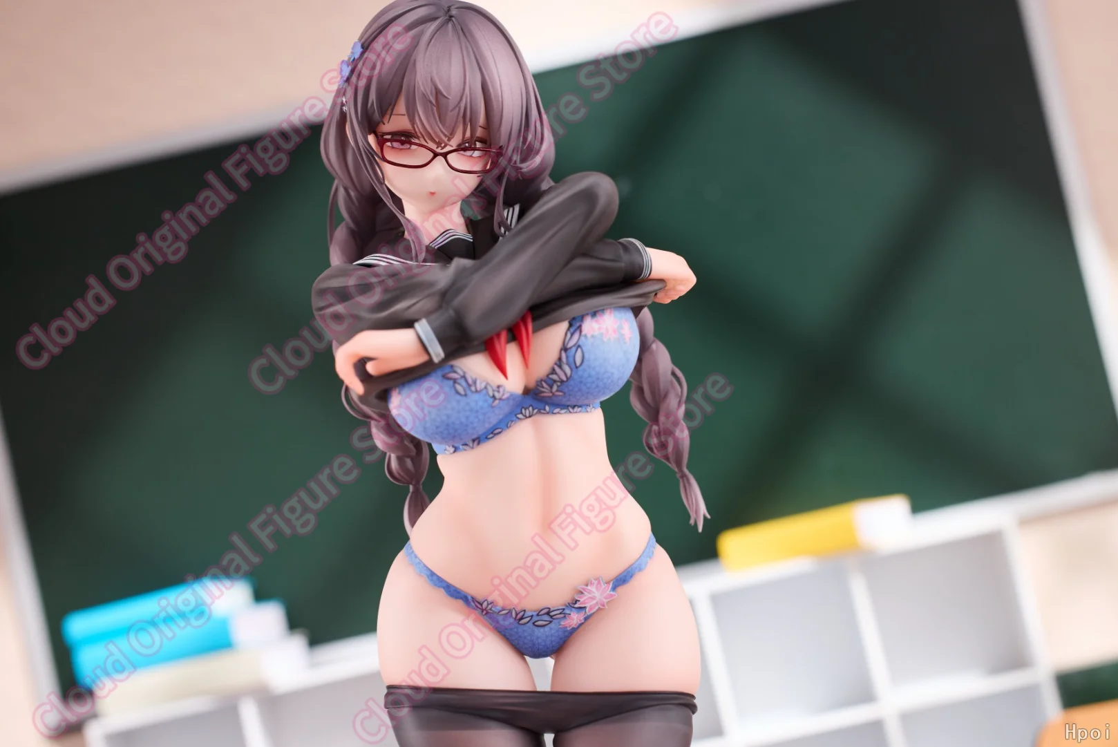 В наличии 100% оригинальная фигурка Uya The Contrast Glasses Girl Who Doesn't Want To Take Physical Education Class в масштабе 16. (art.: 3920d9cd2c7cd) - 3920d9cd2c7cd