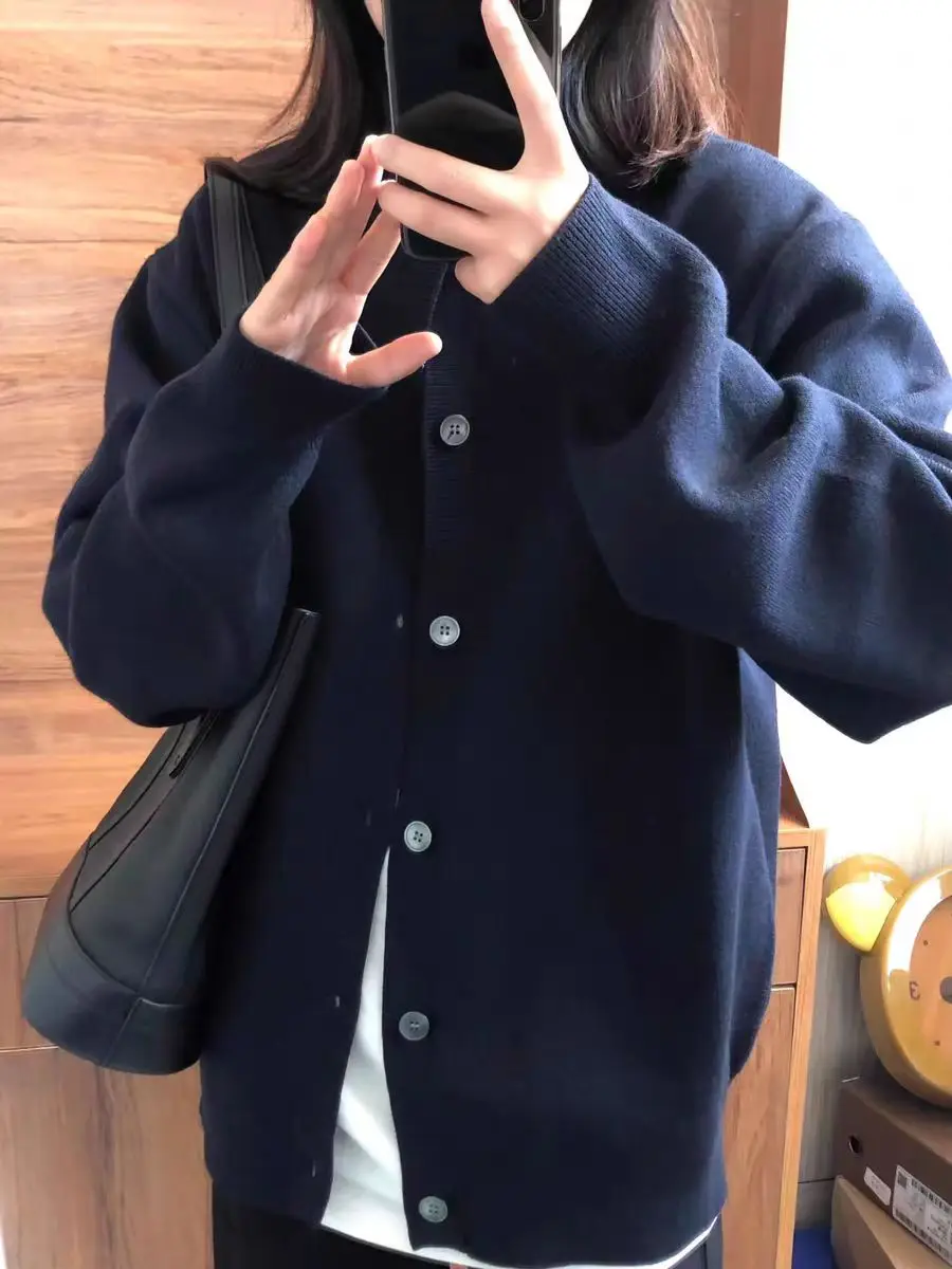 Темно-синий вязаный кардиган женский весенне-осенний свободный шикарный