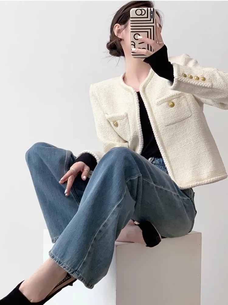 Белая короткая шерстяная куртка для женщин на осень и зиму маленькая