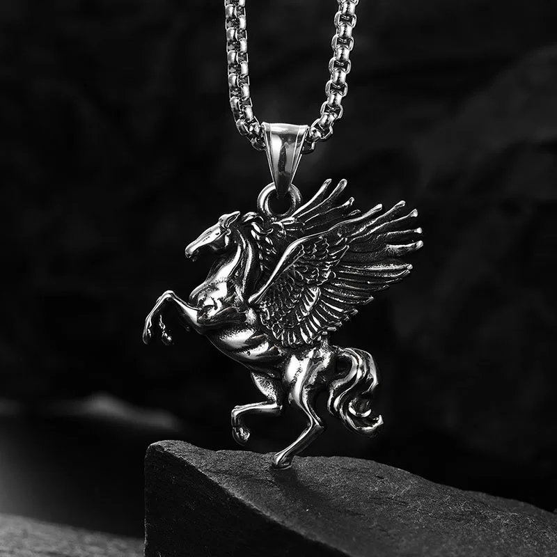 

Vintage Gothic Pegasus Fly Horse Wings Necklaces Long Chains Animals Pendant Necklace for Men Women Hip Hop Punk Horse Necklace