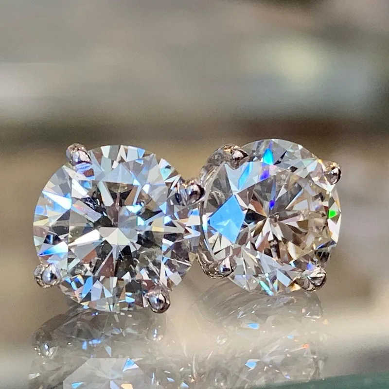 

Huitan Classic 4 Claws Cubic Zirconia Women Earrings Crystal CZ Stone Minimalist Ear Stud Luxury Wedding Eternity Jewelry 2023