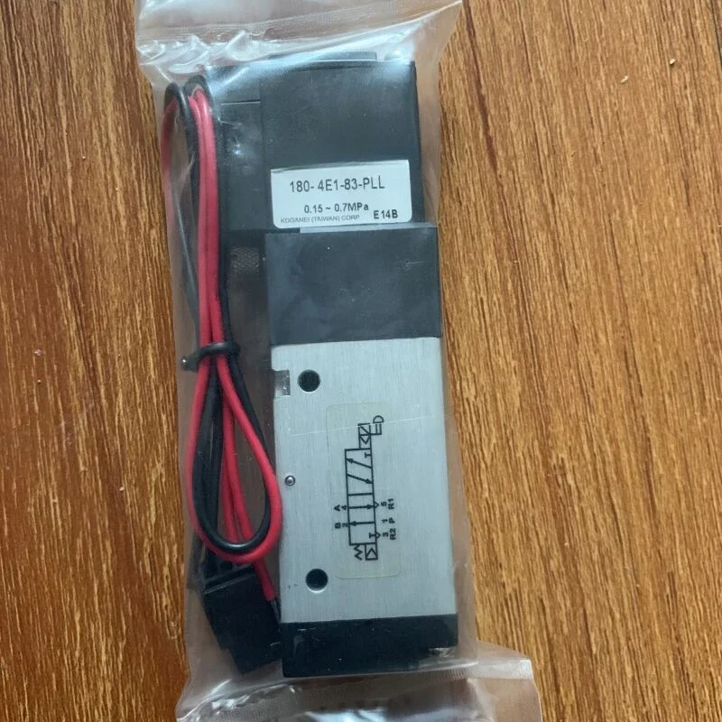 Оригинальный электромагнитный клапан KOGANEI A110-4E1-83-PSL/110-4E1-CPLL