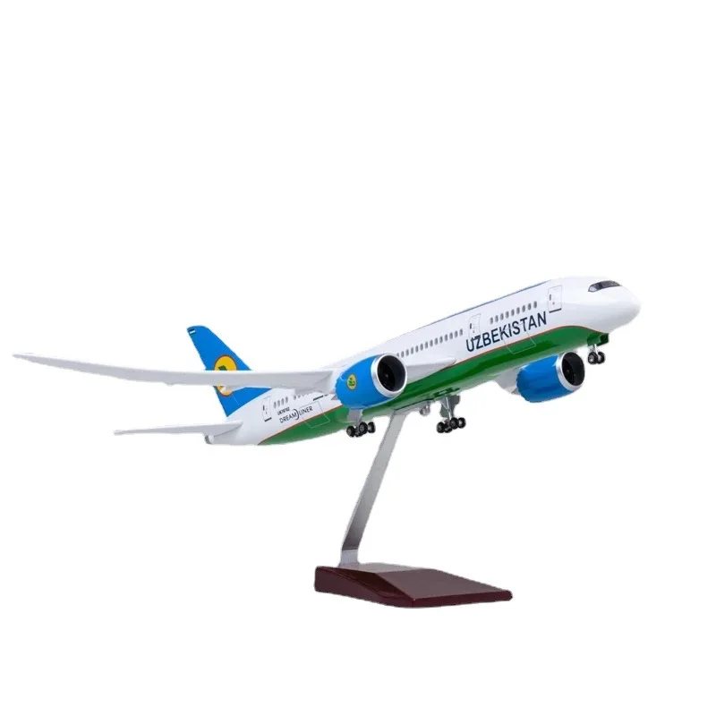 Фото 1:130 Масштаб 47 см Модель Литая под давлением Смола UZBEKISTAN Авиакомпания Самолет B787 Dreamliner Игрушечные самолеты со светодиодной подсветкой (сенсорный или звуковой контроль №5
