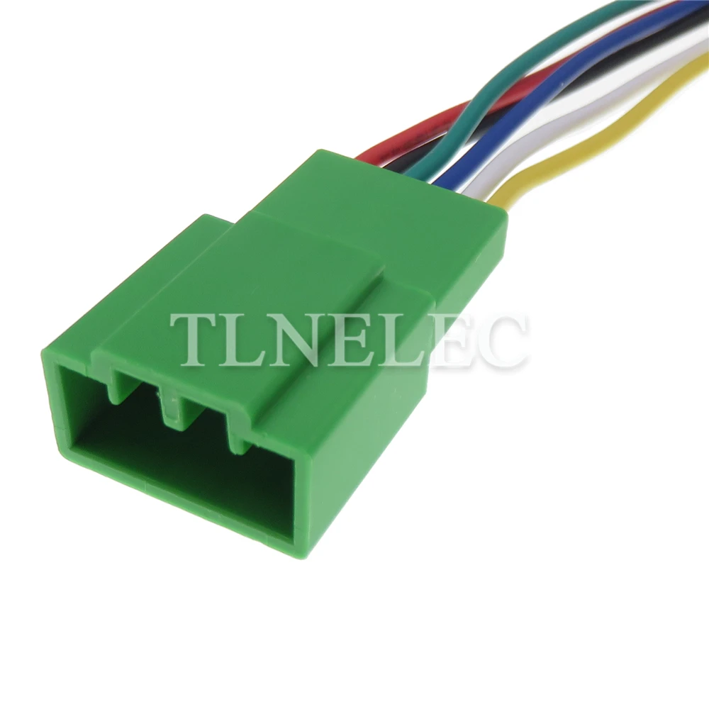 

Автомобильный разъем 6 контактов IL-AG5-6S-S3CI IL-AG5-6P-S3CI