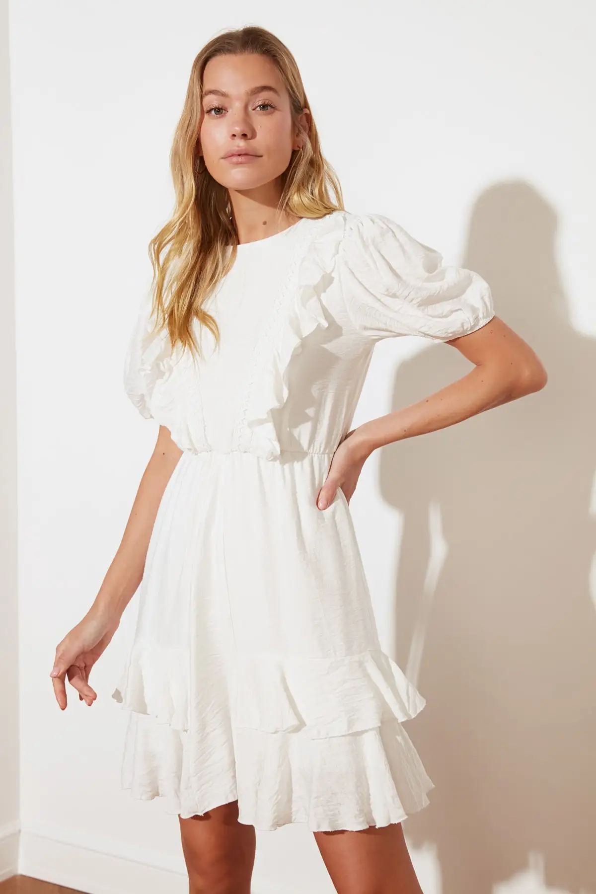 

Trendyol Flounces Dress TWOSS21EL2152