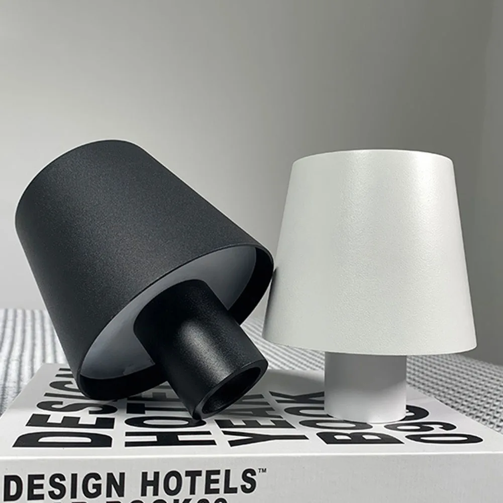 

Светодиодная настольная декоративная лампа, легко устанавливаемая, водонепроницаемая, с регулируемой яркостью, 5400 мАч, сенсорное управлен...