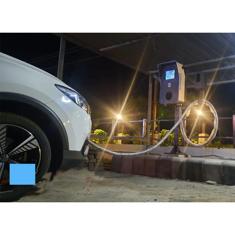 Рисунок 2 - Зарядное устройство для электромобиля