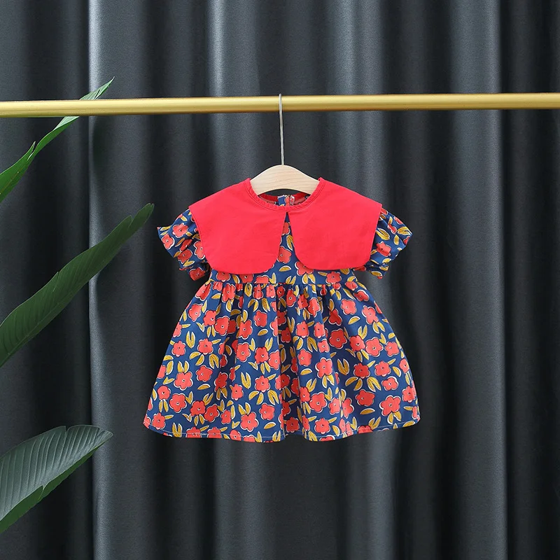 

2022 летнее платье для маленьких девочек с клубничным принтом, платье с отворотом и коротким рукавом, платья для младенцев с бантом на спине, п...