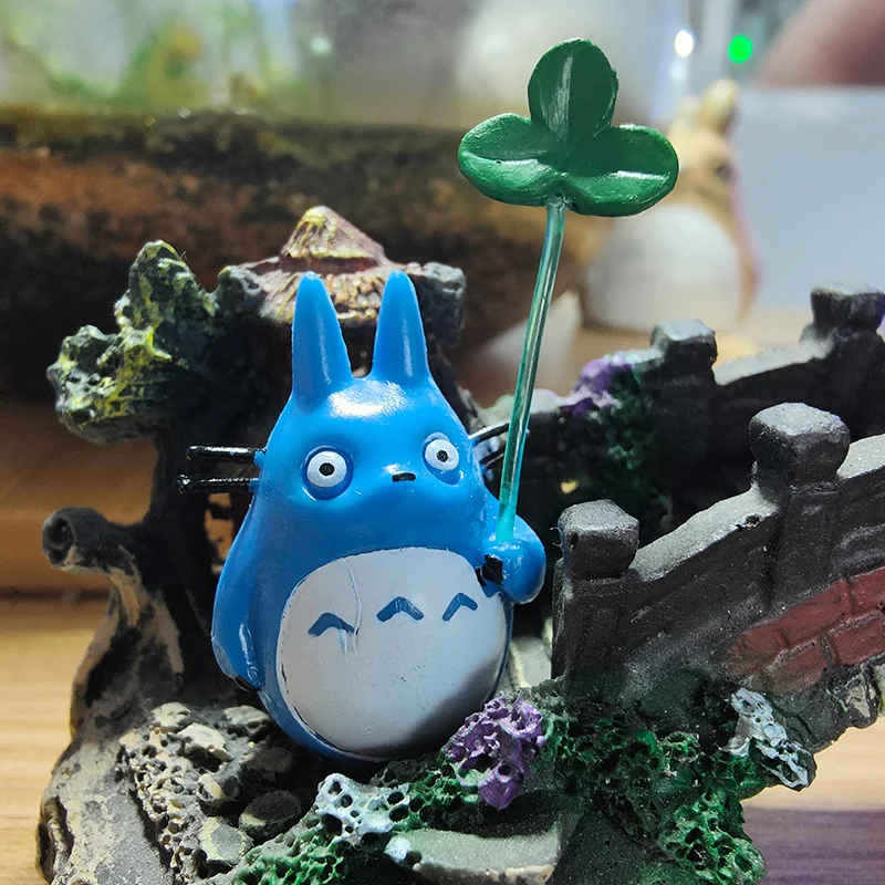

Totoro Leaves Figurines Studio Ghibli Anime DIY Decoration Cute Home Room Decor Desk Accessories Kawaii Fairy Garden Ornaments